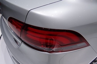 Nút mở cốp “bí mật” của xe Qoros 3